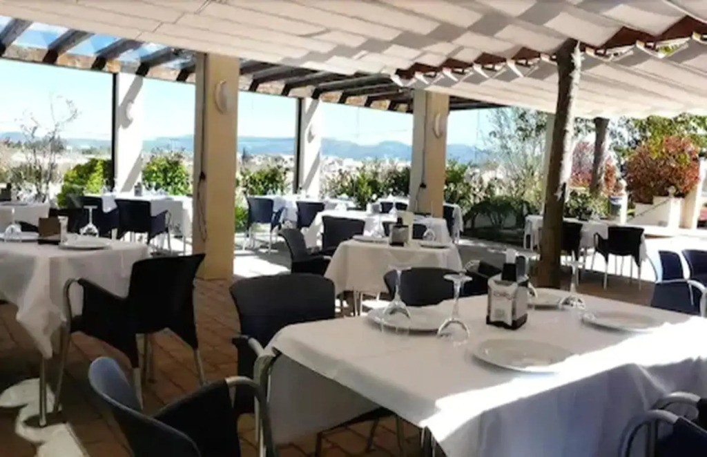 Hotel Restaurante El Tollo
