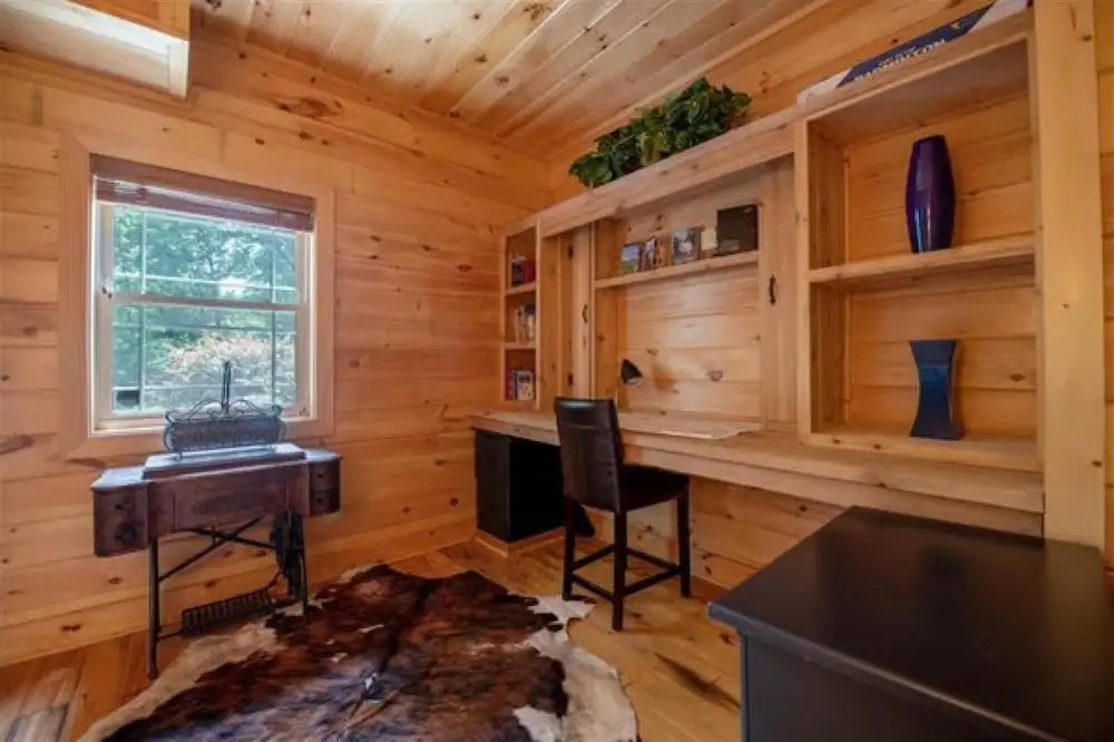 Underlook Cabin-secluded Cabin With Wifi Large Deck Gas Grill Wood Fireplace