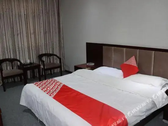 Junyue Shangpin Hotel