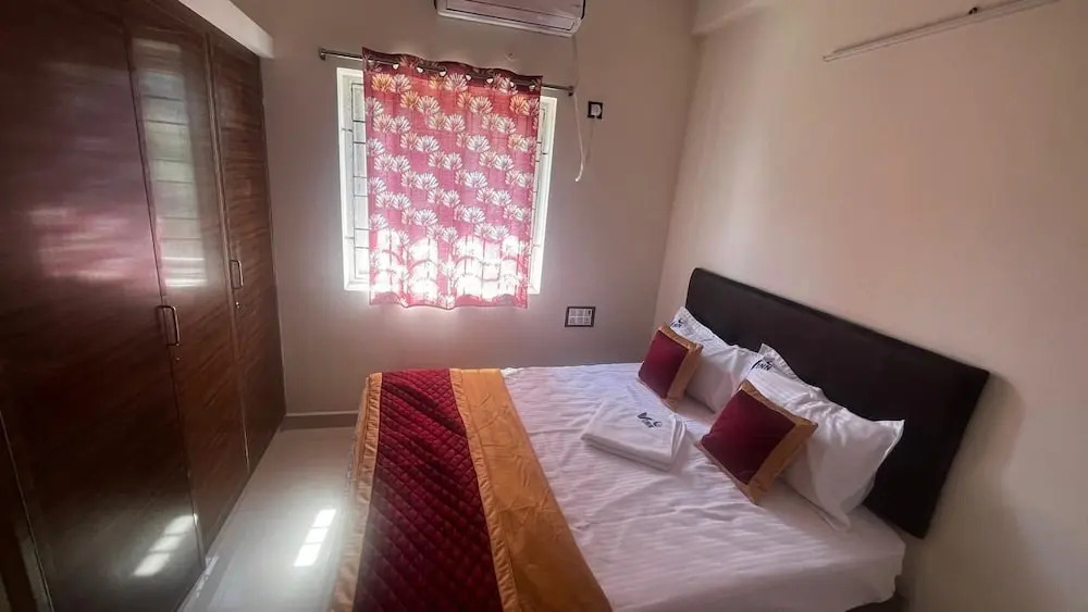 V Inn Service Apartments