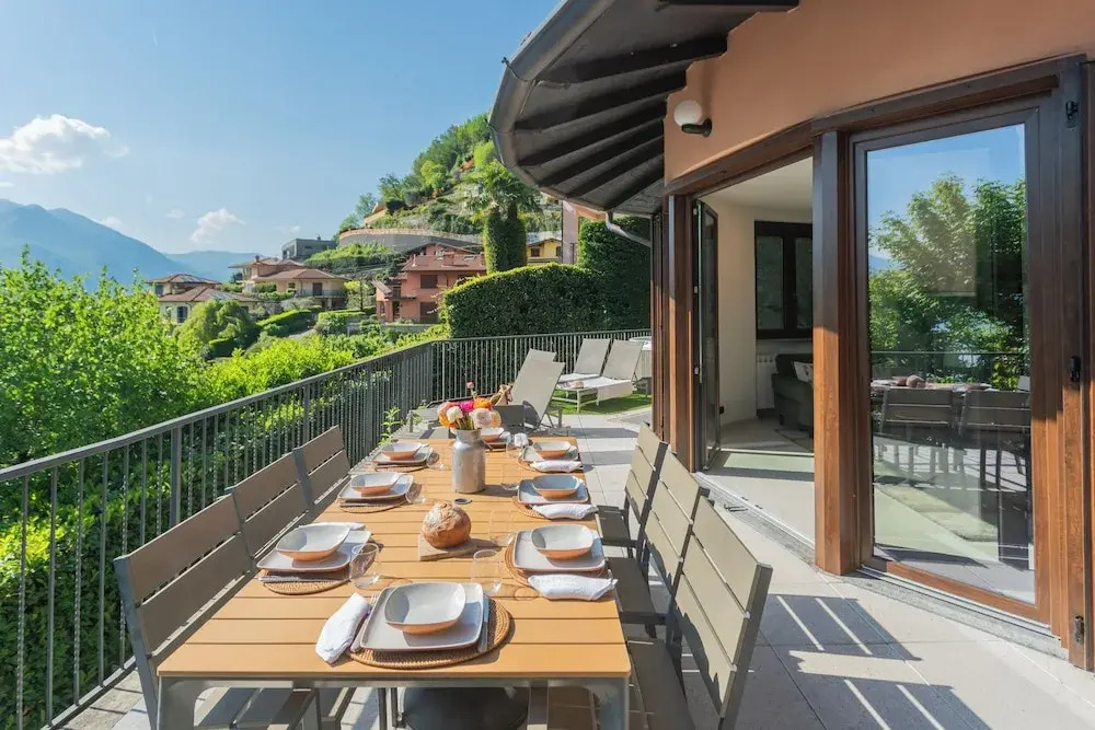 Villa Castello by Rent All Como