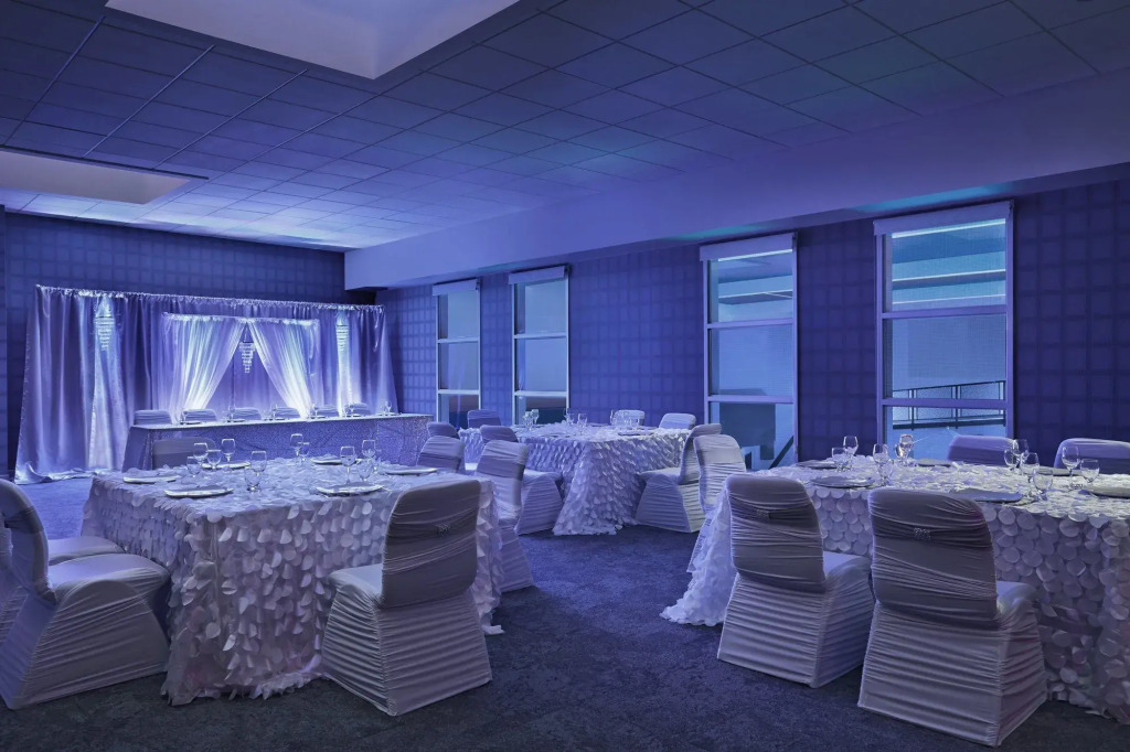 Aloft by Marriott Calgary University