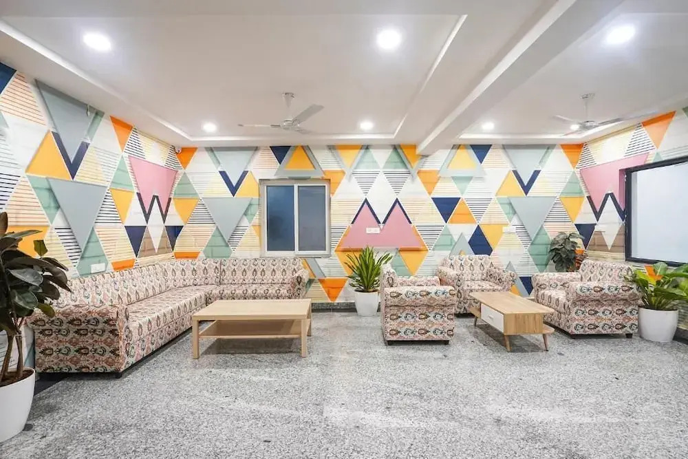 Hotel Urban Prime Near Hi-tech City