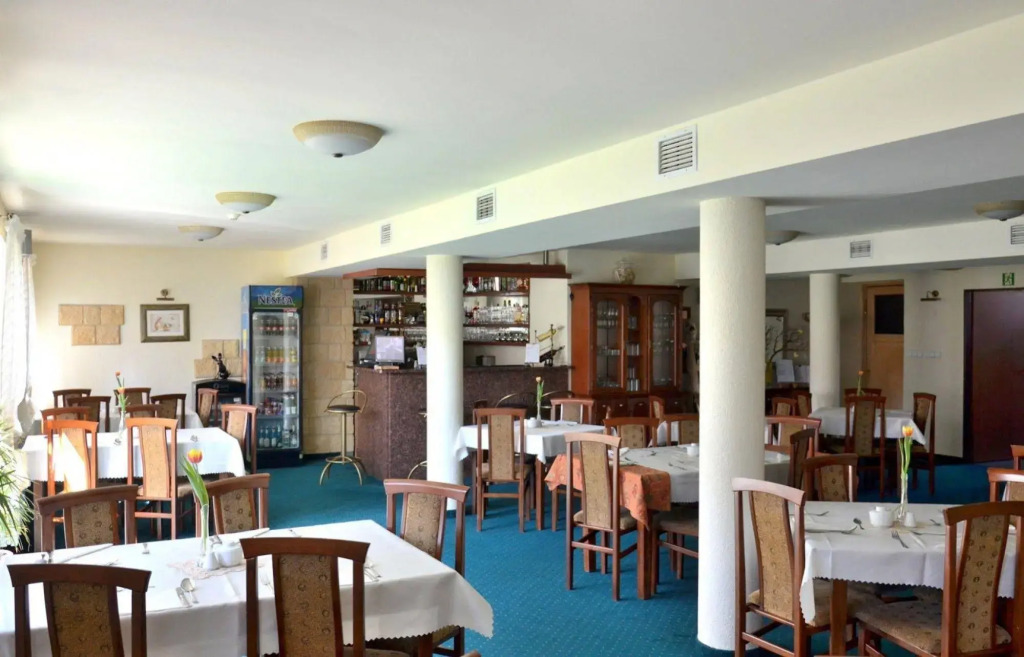 Hotel Bella