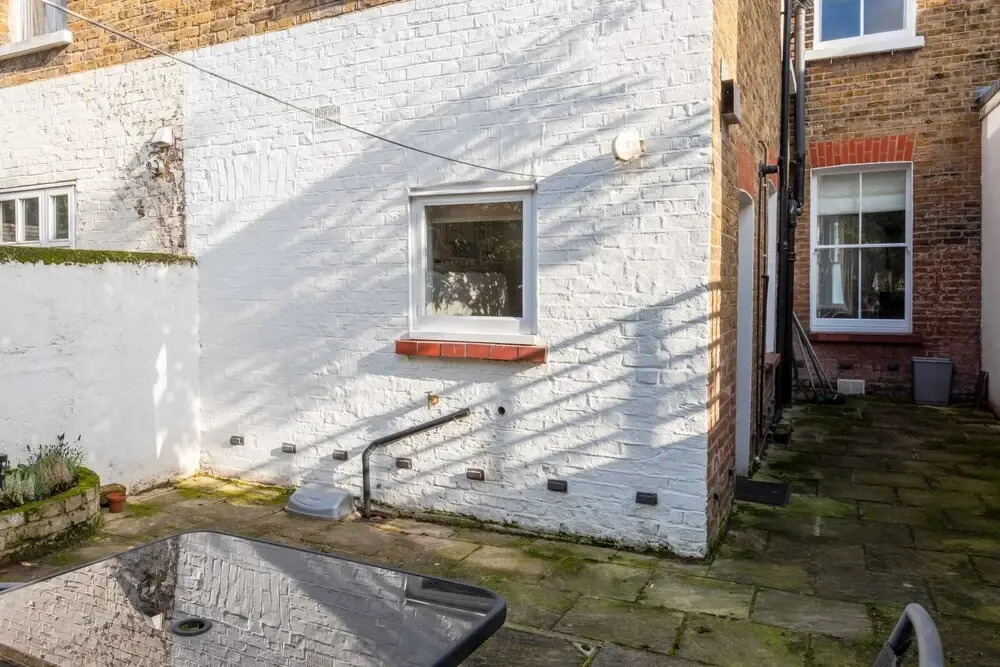 Cosy and Beautiful 2BR Flat Near Battersea Fits 4
