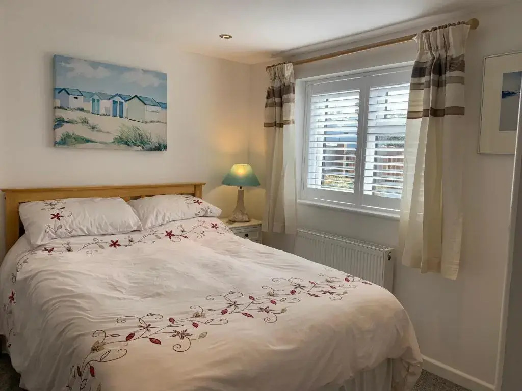 One bedroom self contained annex with own bathroom, sitting room and kitchenette