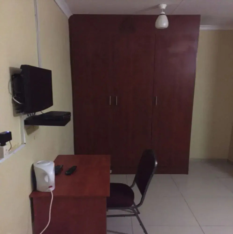 Overflow Guest House