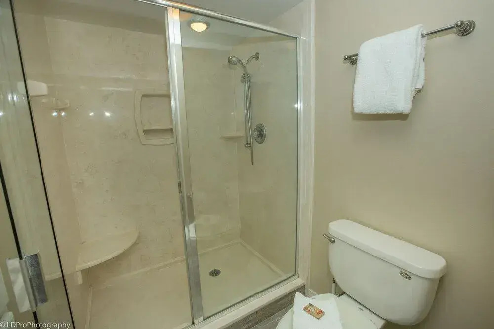 Destin Towers 61 2 Bedroom Condo by RedAwning