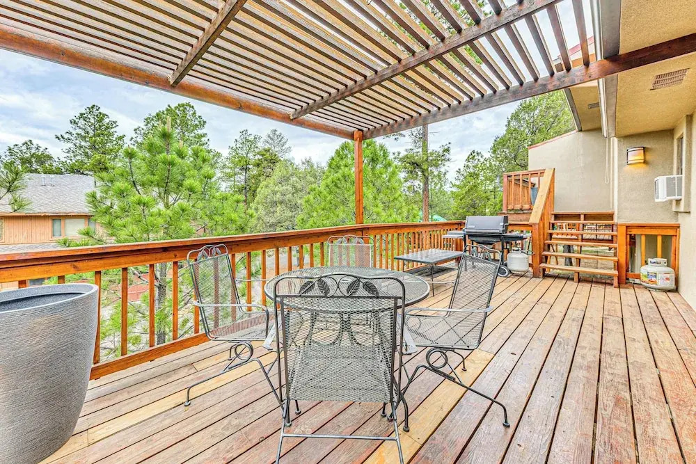 4 Mi to Dtwn: Cozy Family Condo in Ruidoso!