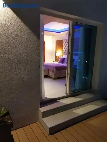 Rooms and Apartment Pina
