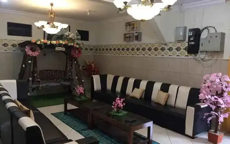AOE Hotel dan Karaoke