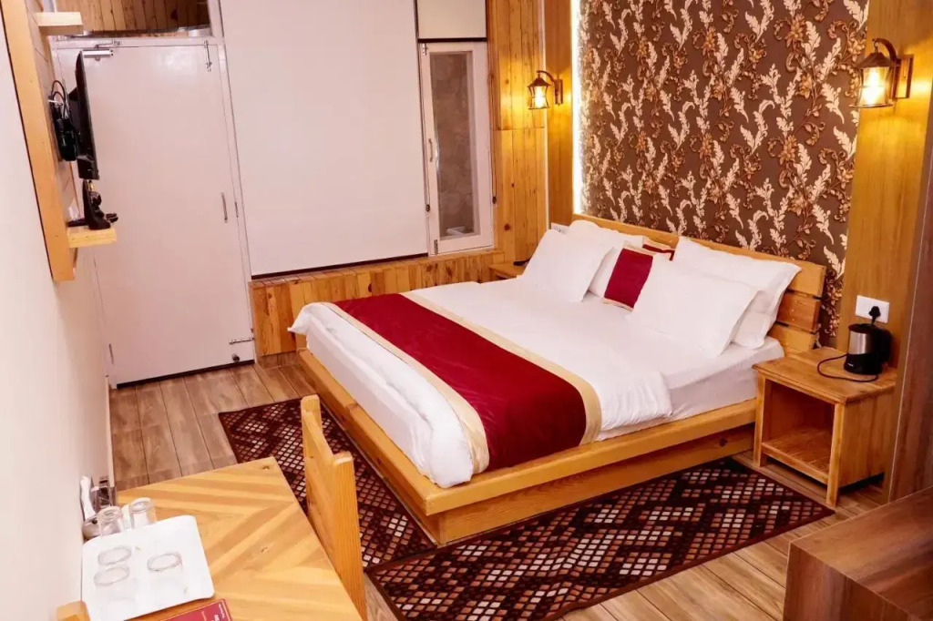 Hotel Dev Chhaya