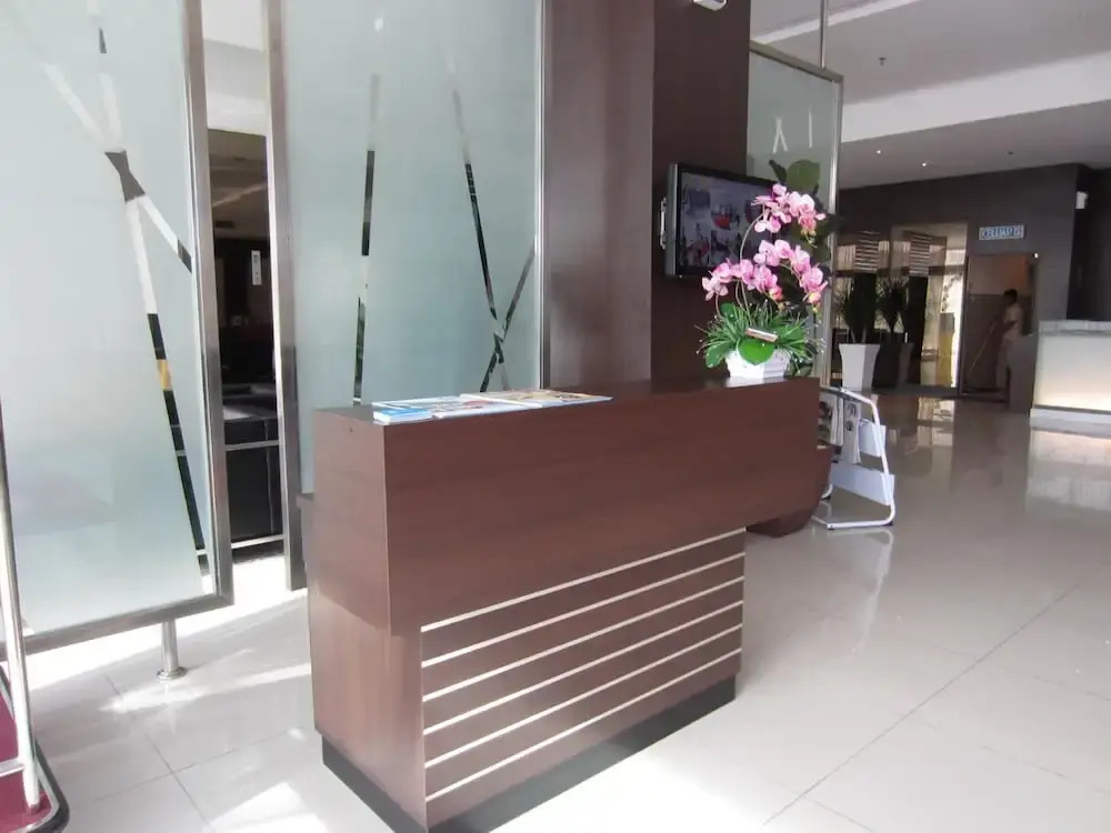 D Hotel