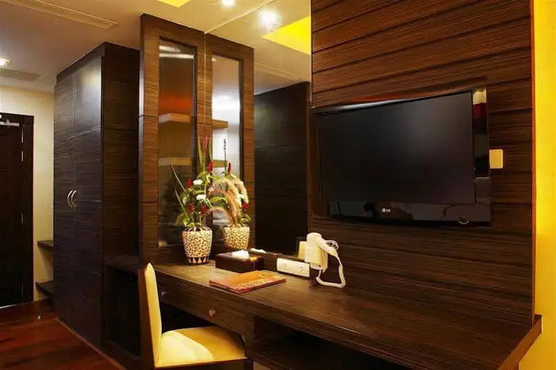 Jintana Patong Phuket