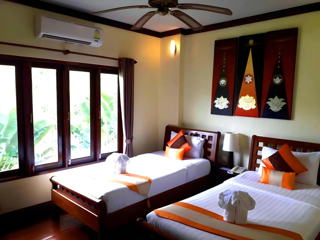 Bans Diving Resort