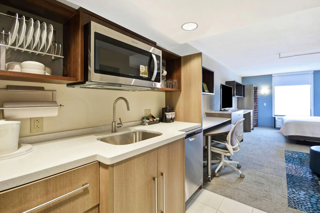 Home2 Suites By Hilton Portland Airport