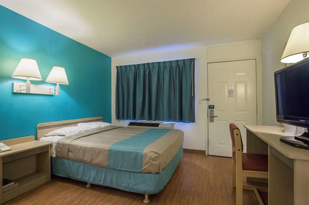 Motel 6-Rochester, MN