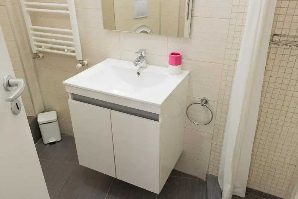 Grand Central Accommodation - Doamnei