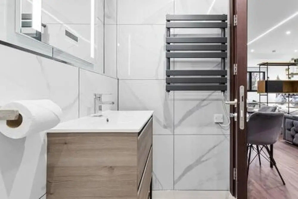 Modern Spacious Suite Sleeps 4 in Central London