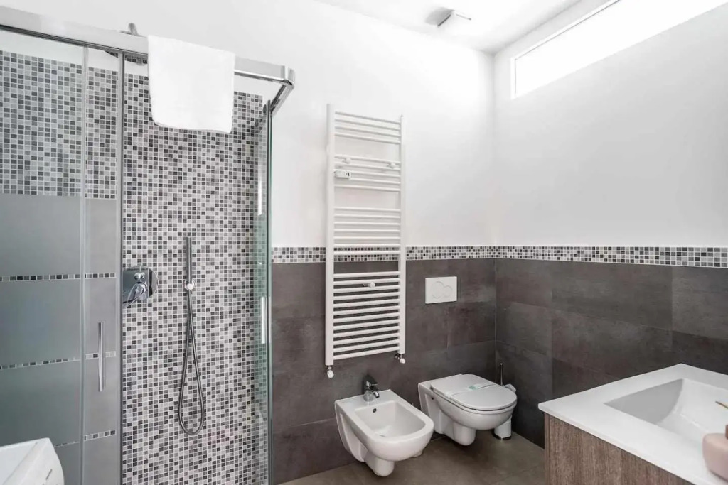 Parking and Comfort - Spacious Apt up to 8 Pax - Milano City Apartments