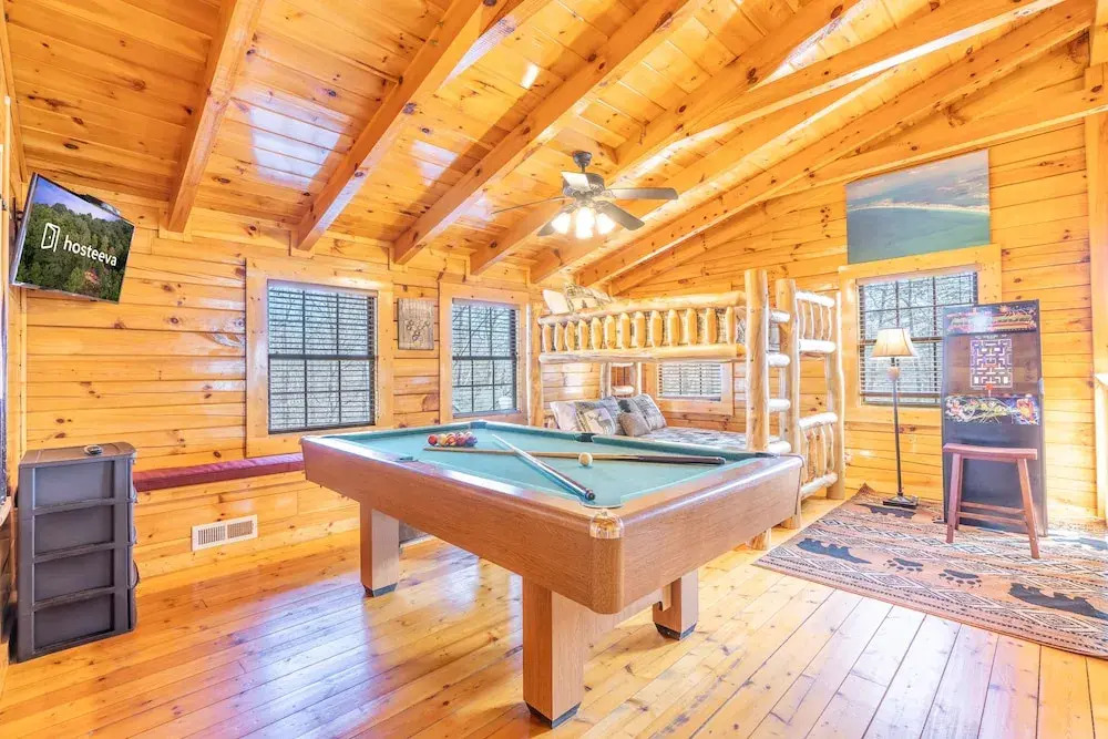 Comfort Cabin Bearway To Heaven w Private Hot Tub