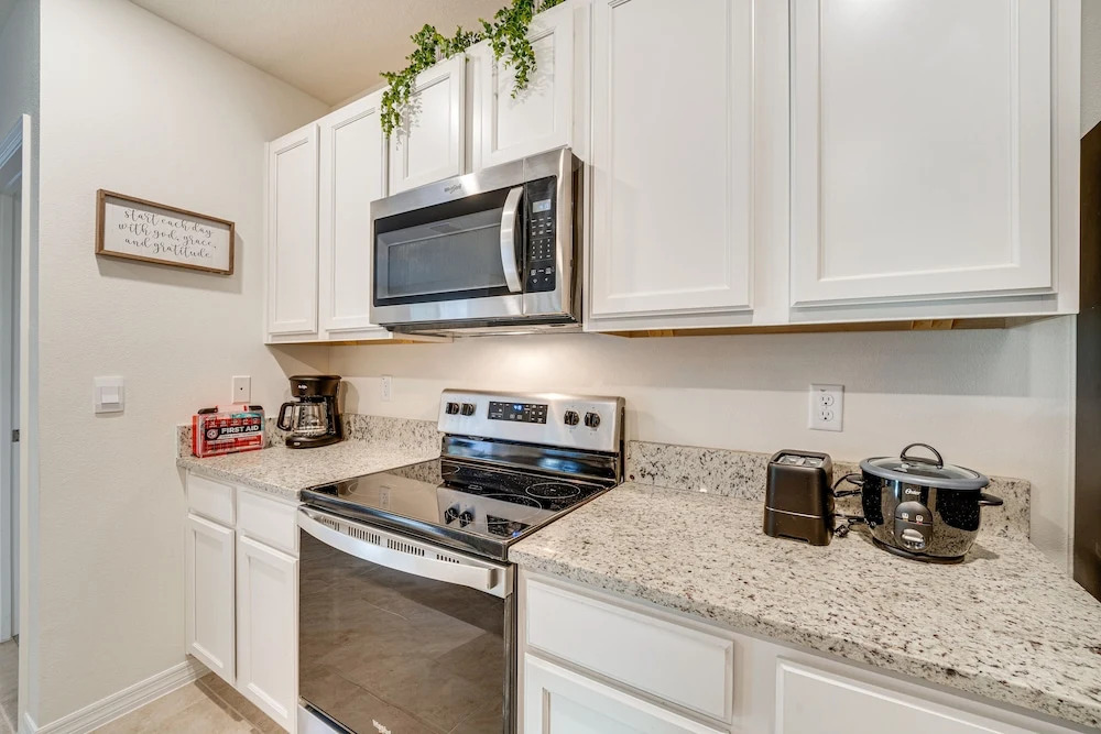Davenport Home w Pool Access Near Disney