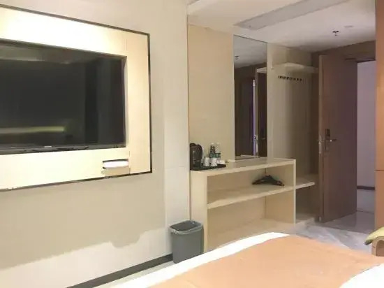 Boman Hotel (Guigang High-speed Railway Station & Wanda Plaza Branch)