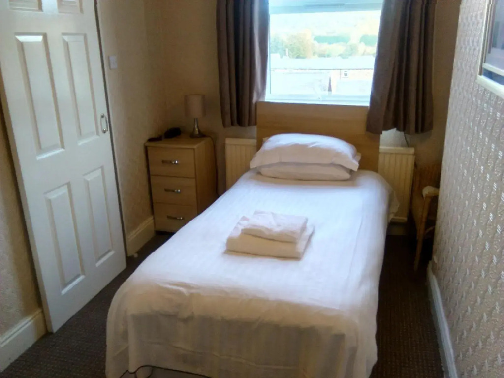 Dalesgate Hotel - Self Check In