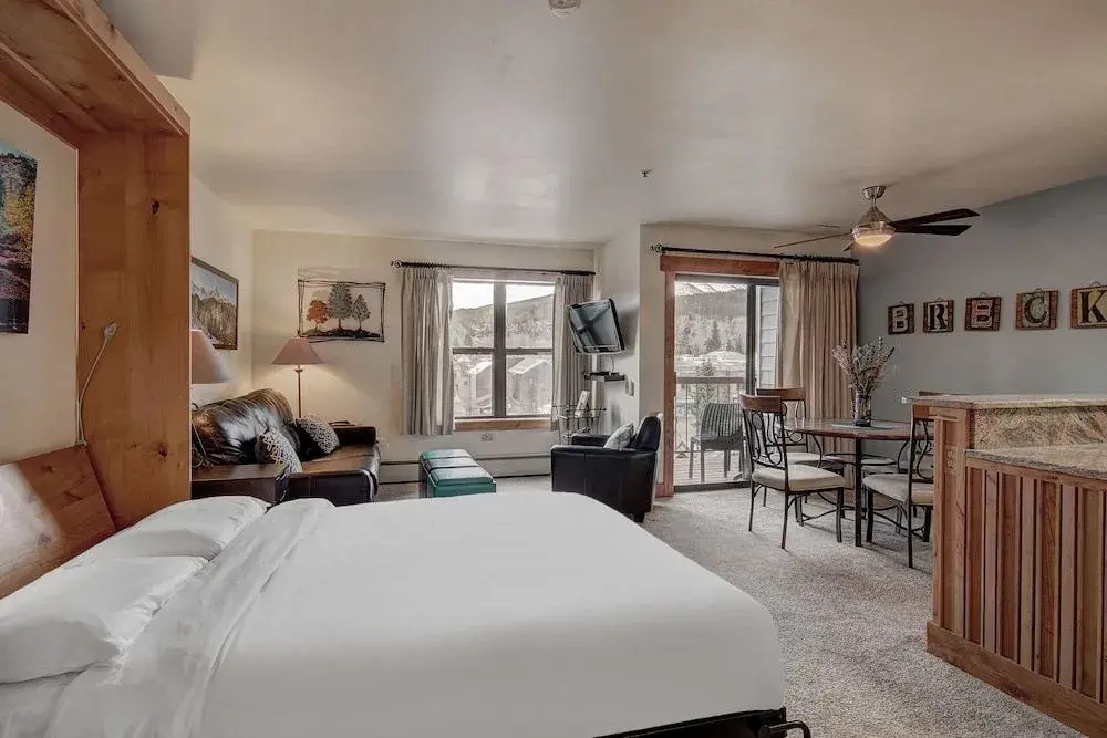 River Mtn Lodge E203 - Studio Condo