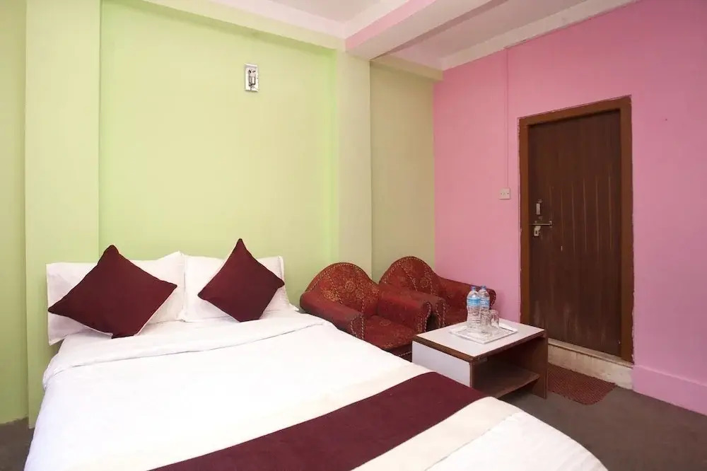 SPOT ON 290 Hotel Sona Samjhauta