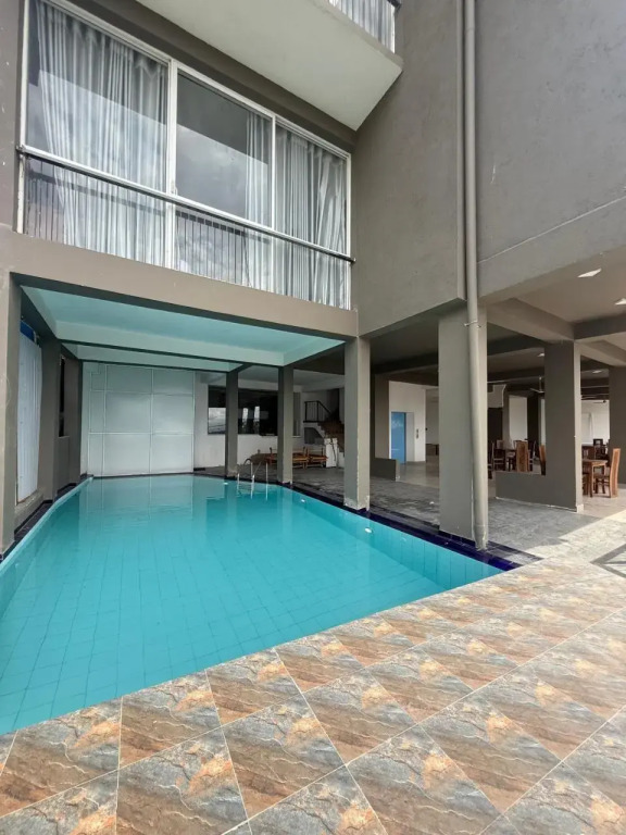No. 11 Residence