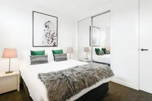 BOUTIQUE STAYS - Murrumbeena Place 2
