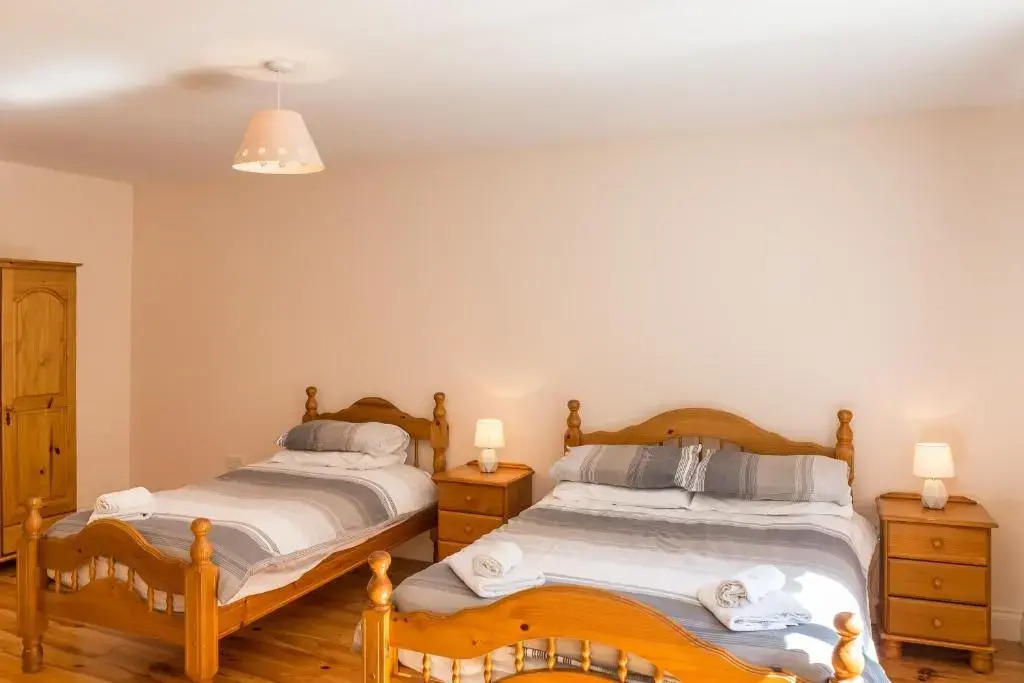 Eriu Lodge