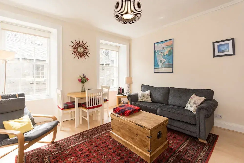 Luxury New Town 1 Bed Apartment
