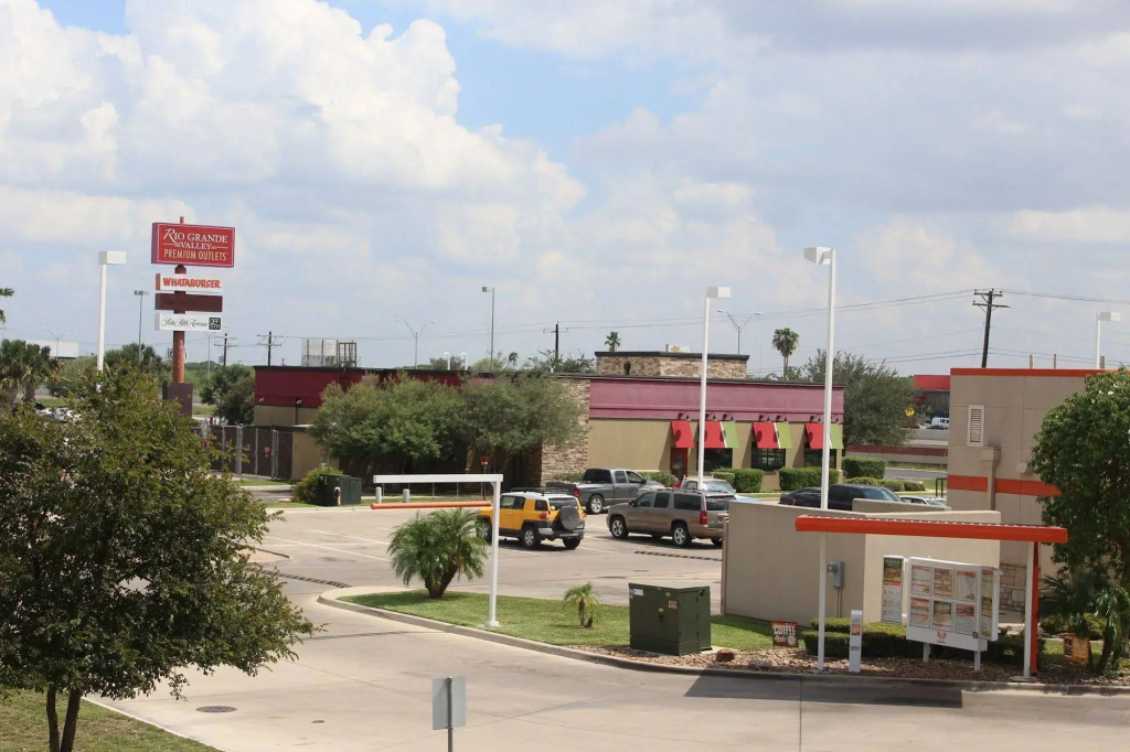 Quality Inn & Suites at The Outlets Mercedes-Weslaco