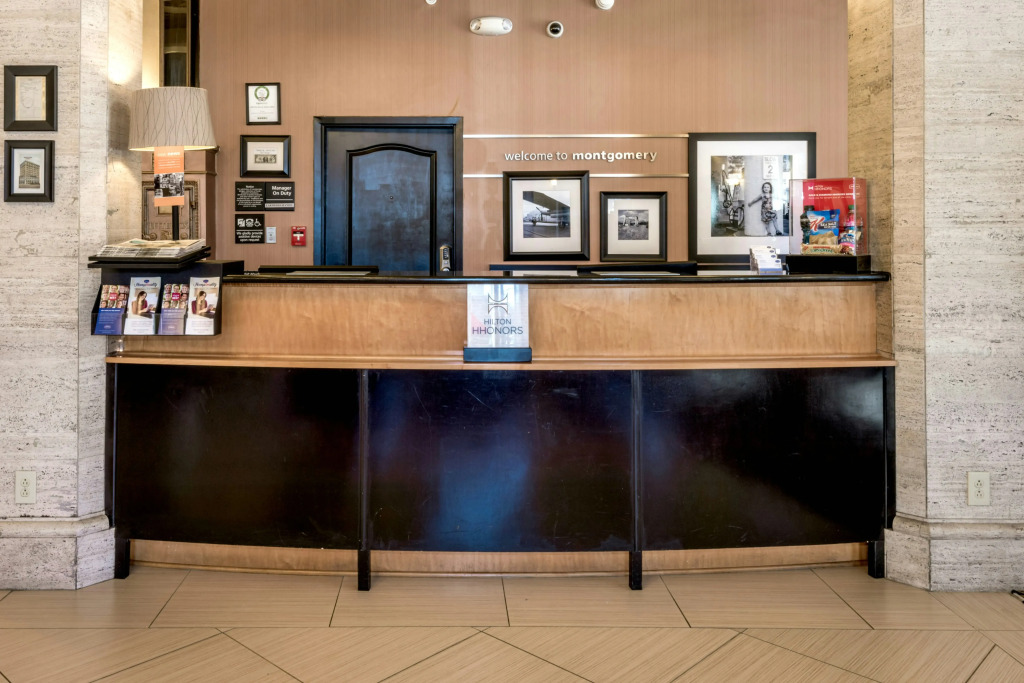 Hampton Inn & Suites Montgomery-Downtown