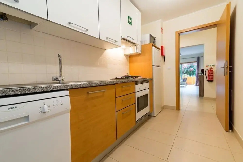 Ground Floor,Pool, Air Conditioning, Terrace, Bbq,15min Walk From Cabanas Center