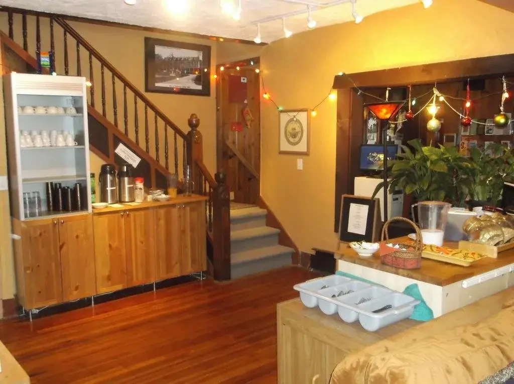 Gateway Lodge