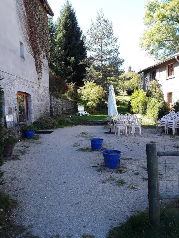 LAUBERGE CHEZ LEON