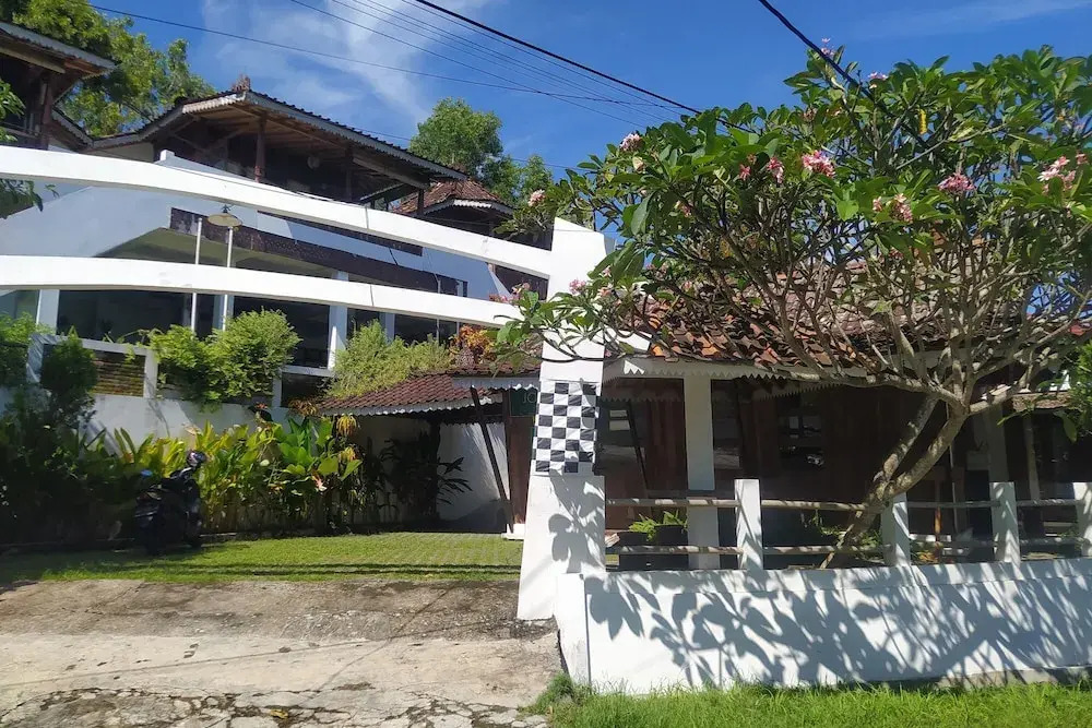 Villa Joglo Paris Yogyakarta