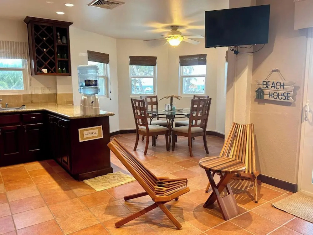 Miramar Villas