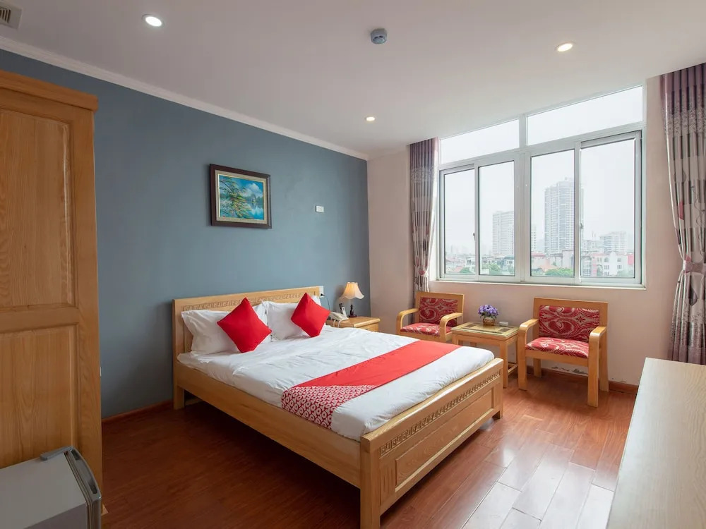 OYO 417 Truong Son Hotel