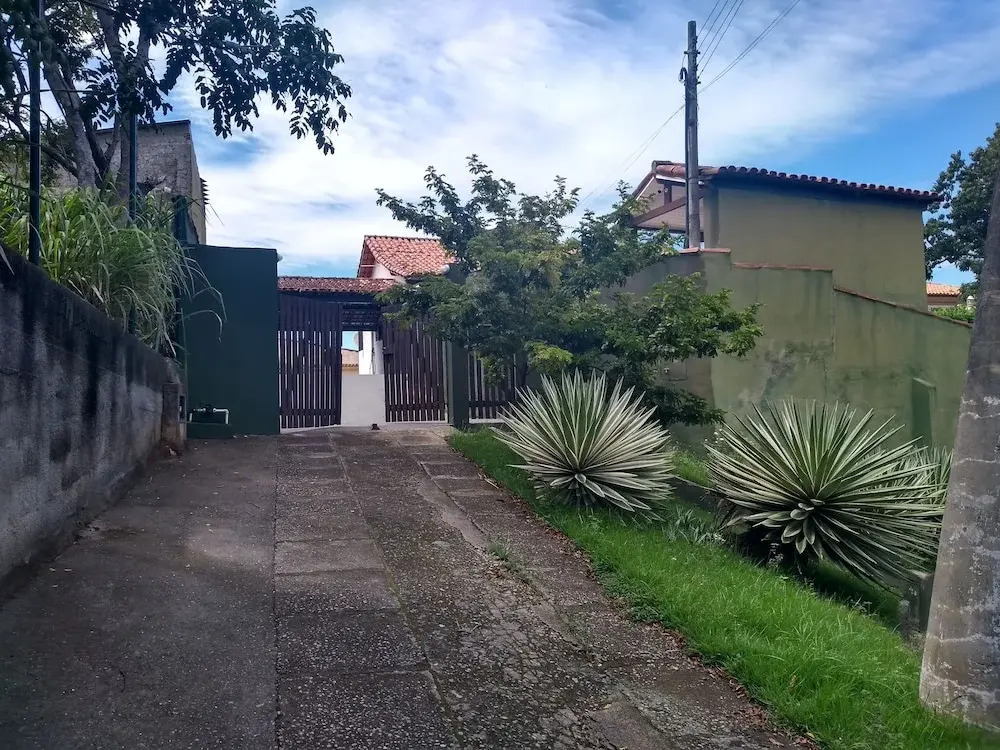 Casa com 4 Suítes e Piscina em Búzios