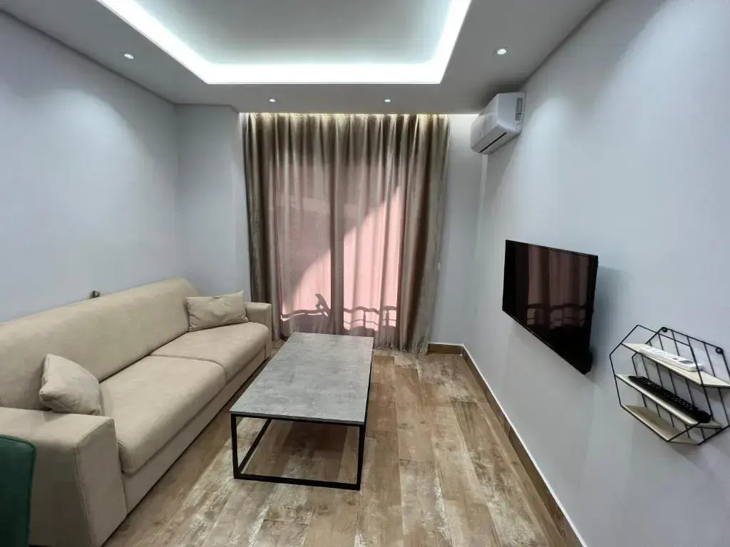 Armando Apartments