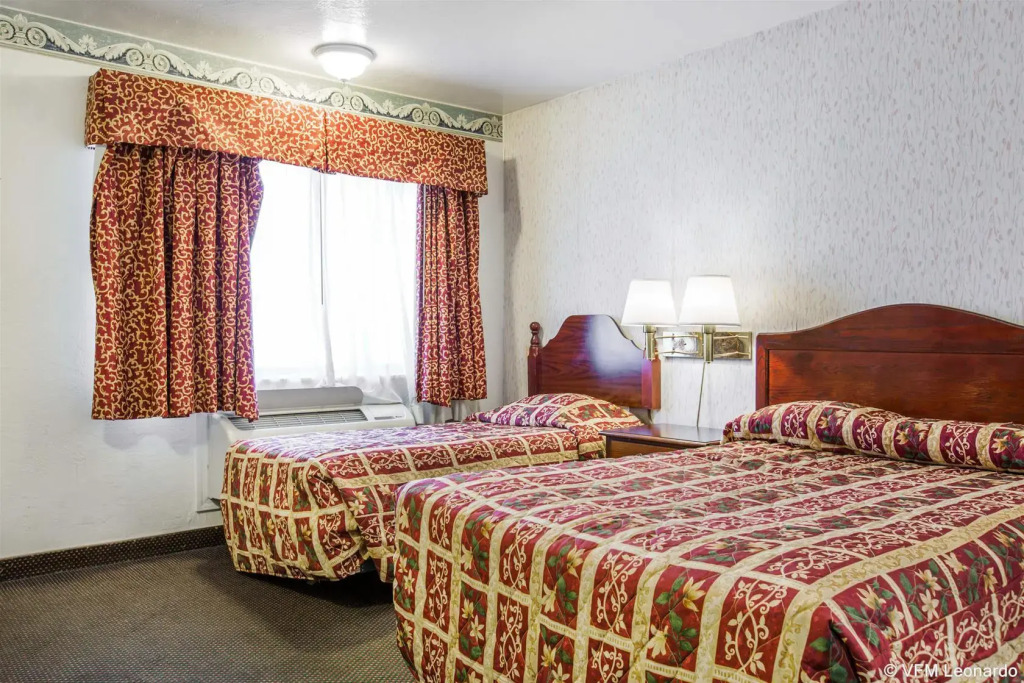 Monterey Fairgrounds Inn