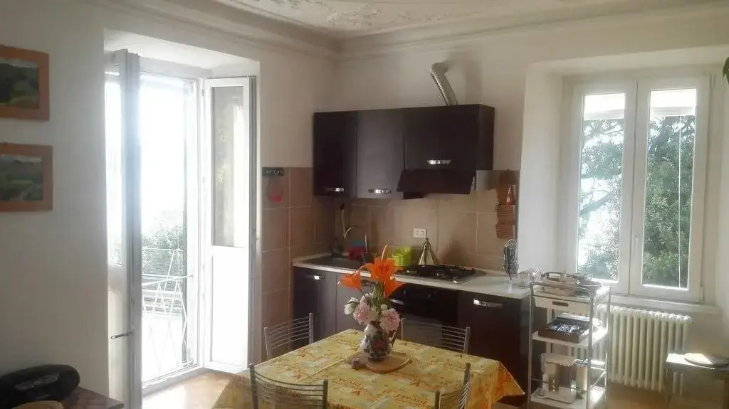 B&B 104