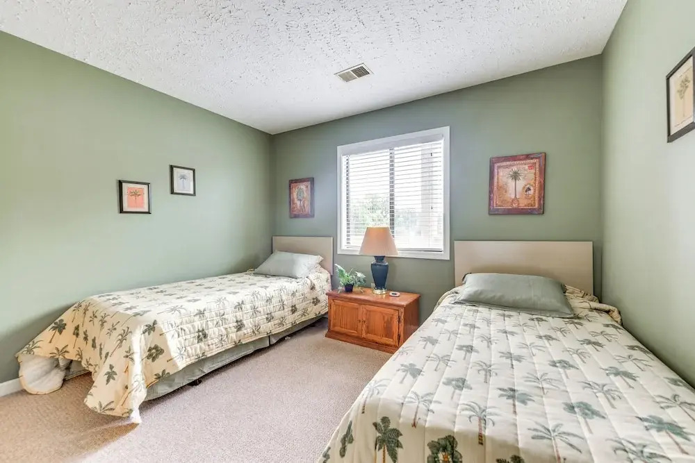 Little River Condo w/ Pool Access: 5 Mi to Beach