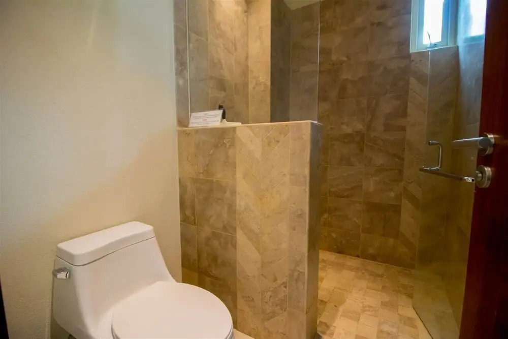 Condo V177 204
