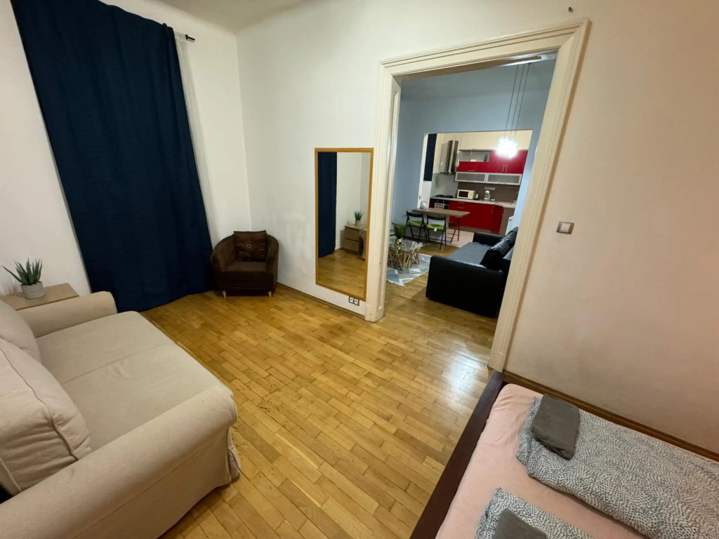 Apartment with parking in the Center - 500m from Hlavní nádraží