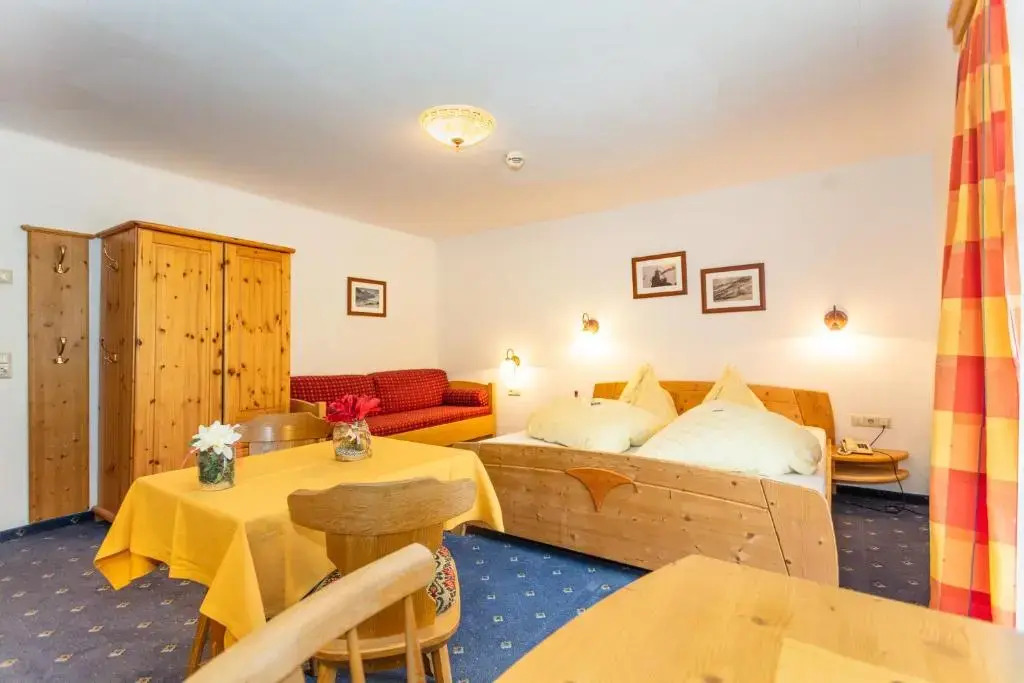 Pension Seighof - inklusive Bergbahnen im Sommer - regionales Frühstück - Sauna - Bergpanorama - Joker Card
